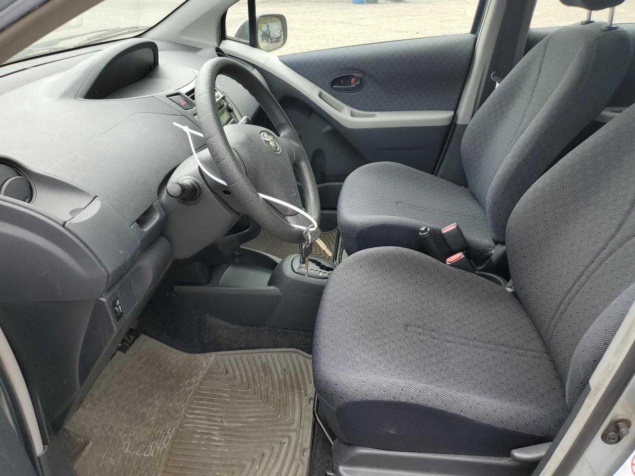 2009 Toyota Yaris VIN: JTDKT903795252939 Lot: 56872515