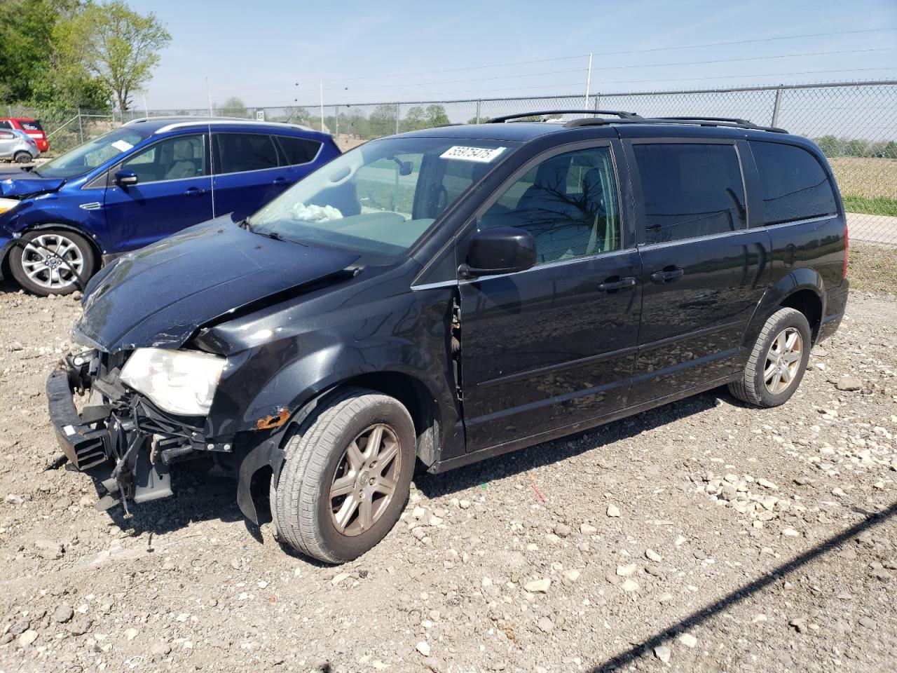 2008 Chrysler Town & Country Touring for Sale in Cicero, IN - Front End