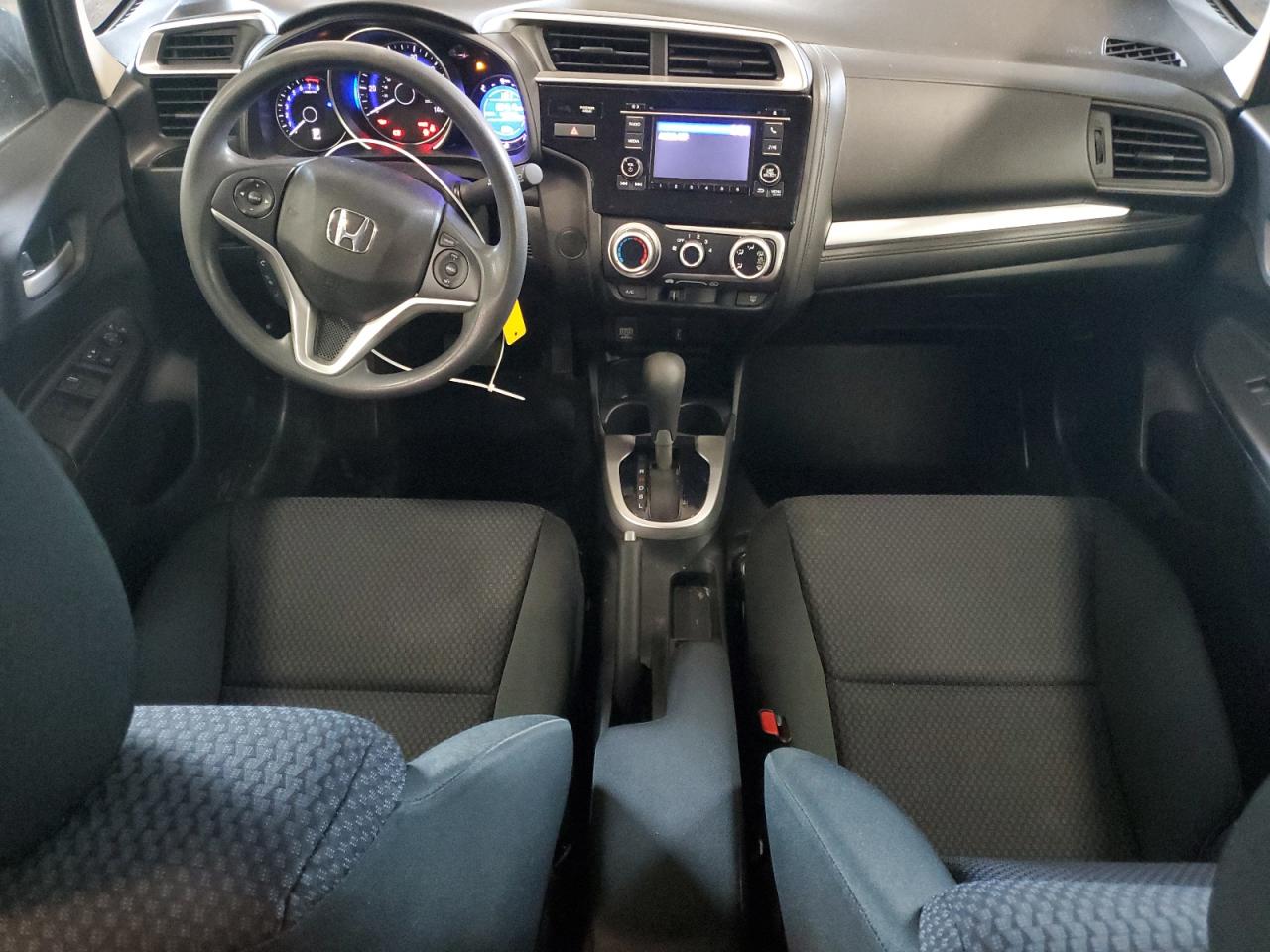 2020 Honda Fit Lx VIN: 3HGGK5H44LM713547 Lot: 57327395