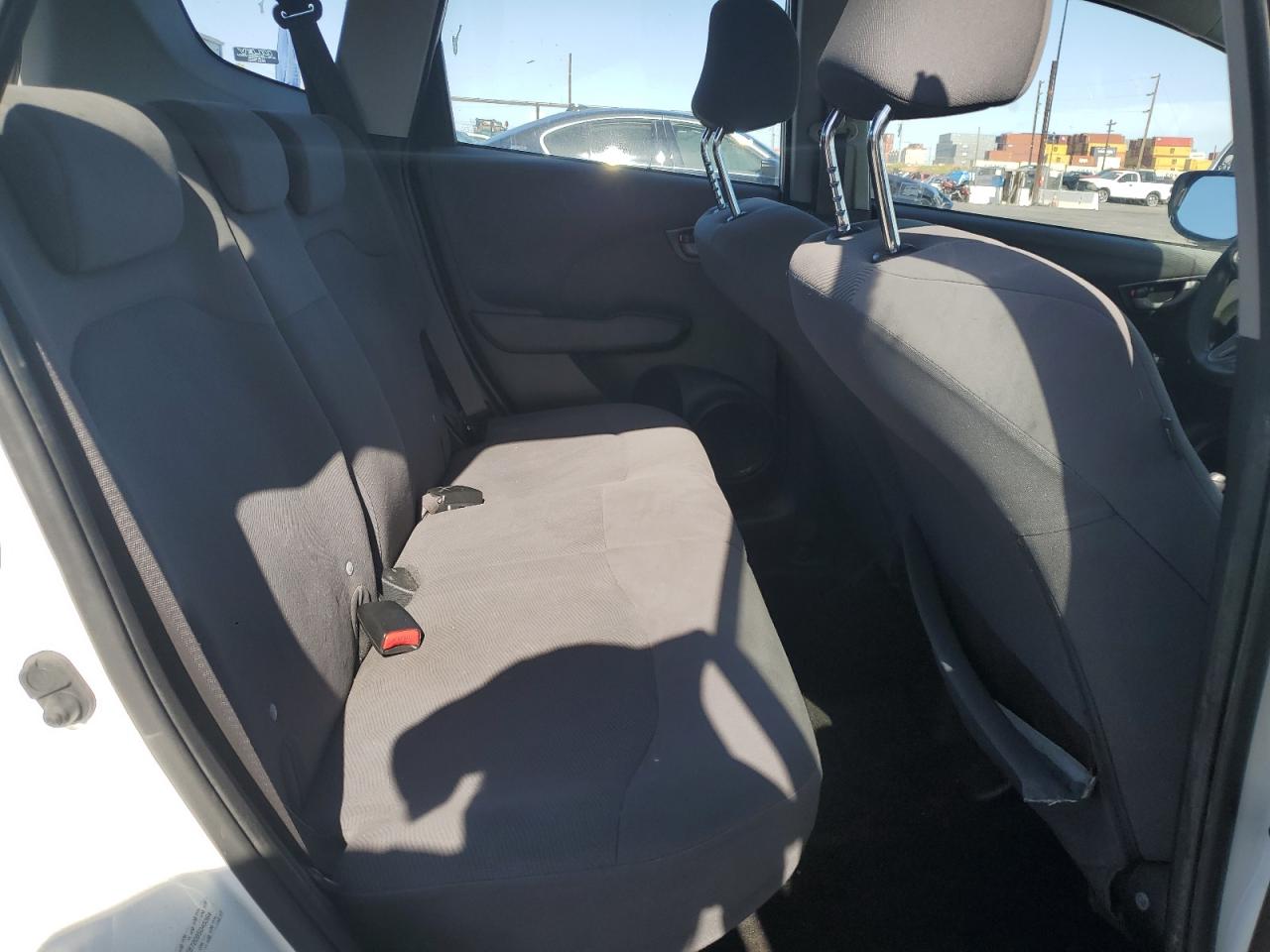 2009 Honda Fit VIN: JHMGE87209S045364 Lot: 57136955