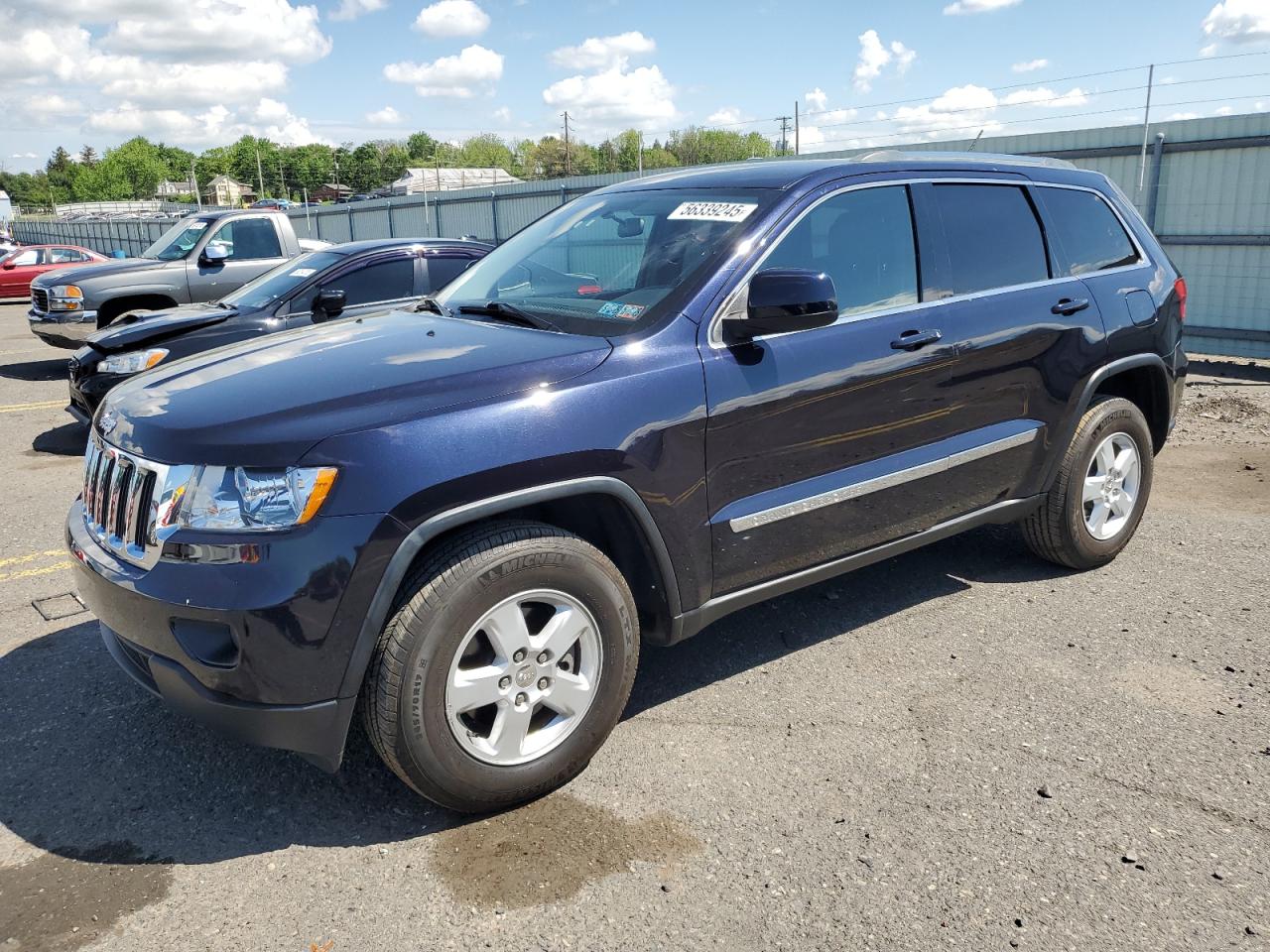 2011 Jeep Grand Cherokee Laredo للبيع في Pennsburg، PA - Side