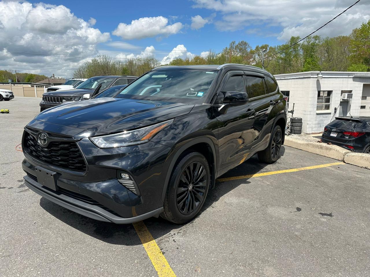 2021 Toyota Highlander Xle на продаже в North Billerica, MA - Minor Dent/Scratches