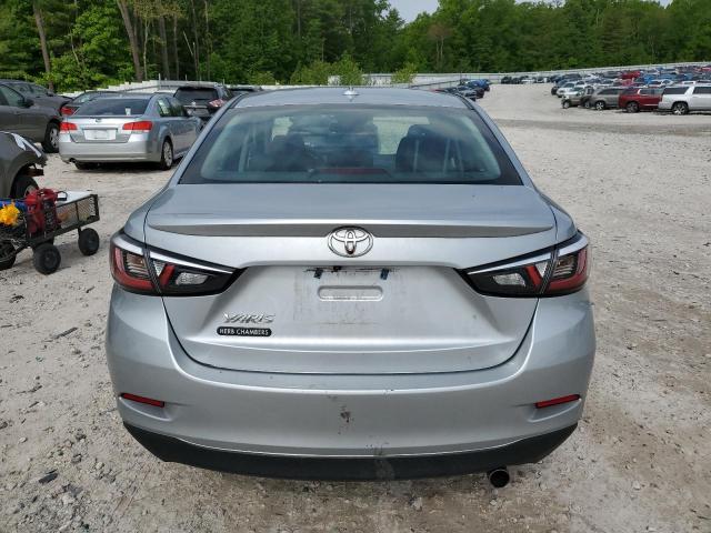  TOYOTA YARIS 2019 Srebrny