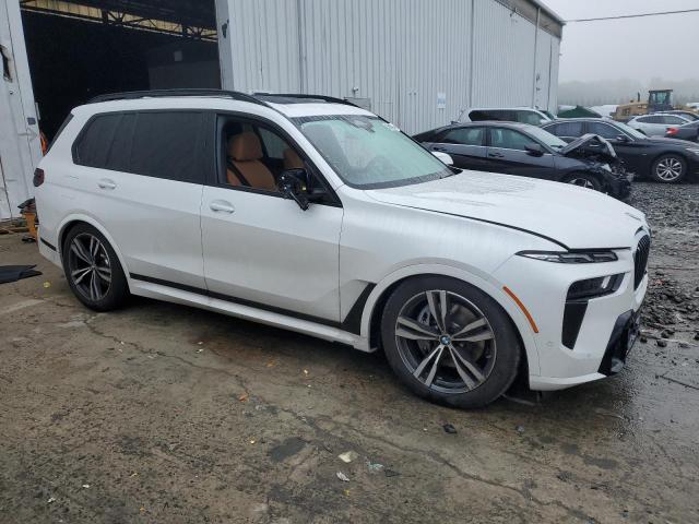  BMW X7 2024 Белый