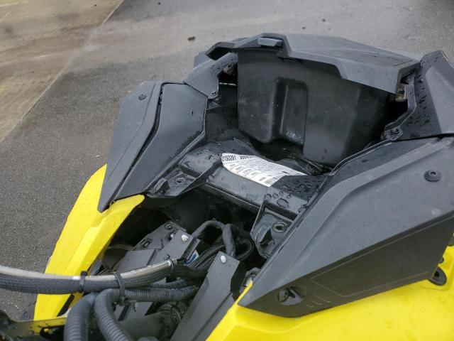 2021 SKIDOO RENEGADE  