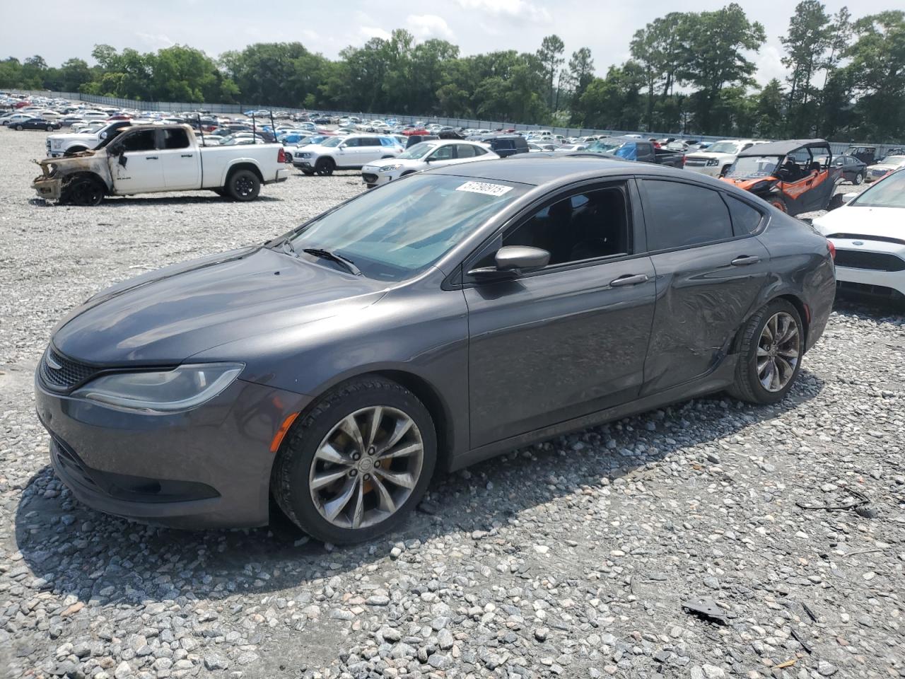 2015 Chrysler 200 S na sprzedaż w Byron, GA - Side