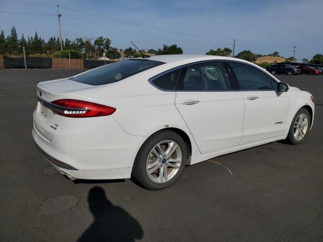 FORD FUSION 2018 Белый