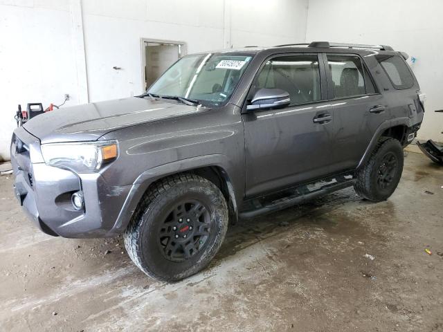 TOYOTA 4RUNNER SR 2023