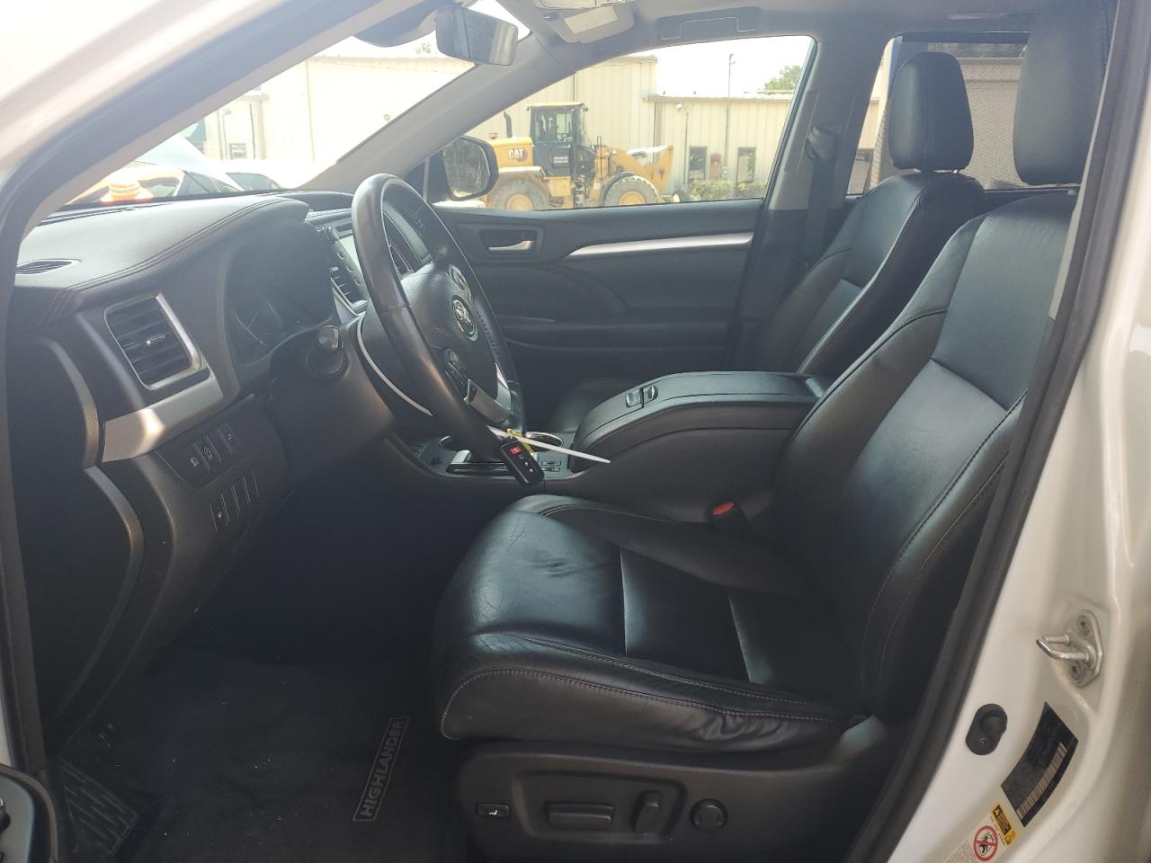 2018 Toyota Highlander Se VIN: 5TDKZRFHXJS548523 Lot: 55674295