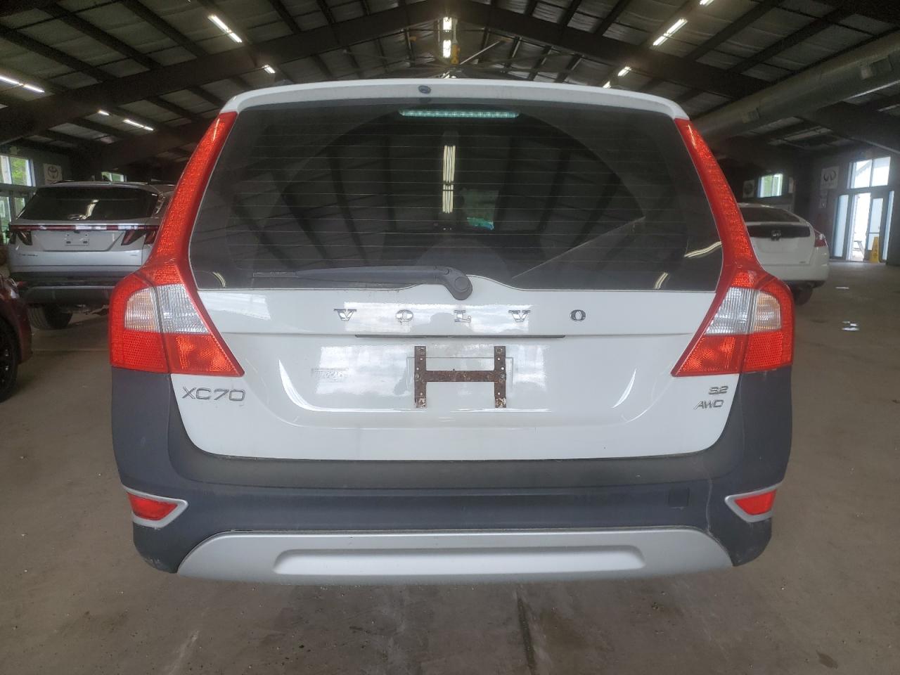 2010 Volvo Xc70 3.2 VIN: YV4960BZ7A1087826 Lot: 57203435