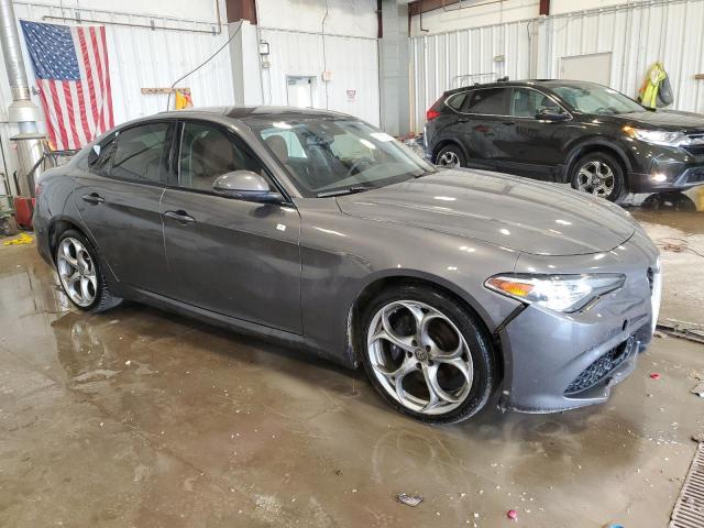  ALFA ROMEO GIULIA 2018 Сірий