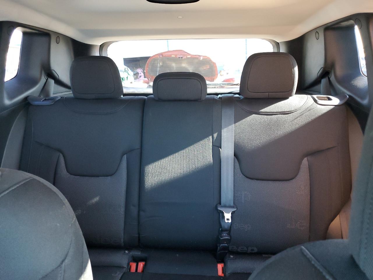 2015 Jeep Renegade Sport VIN: ZACCJBATXFPB96806 Lot: 56404405