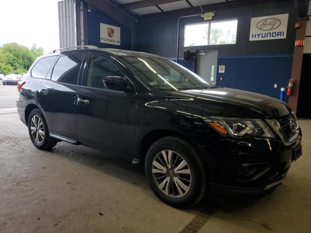  NISSAN PATHFINDER 2018 Czarny