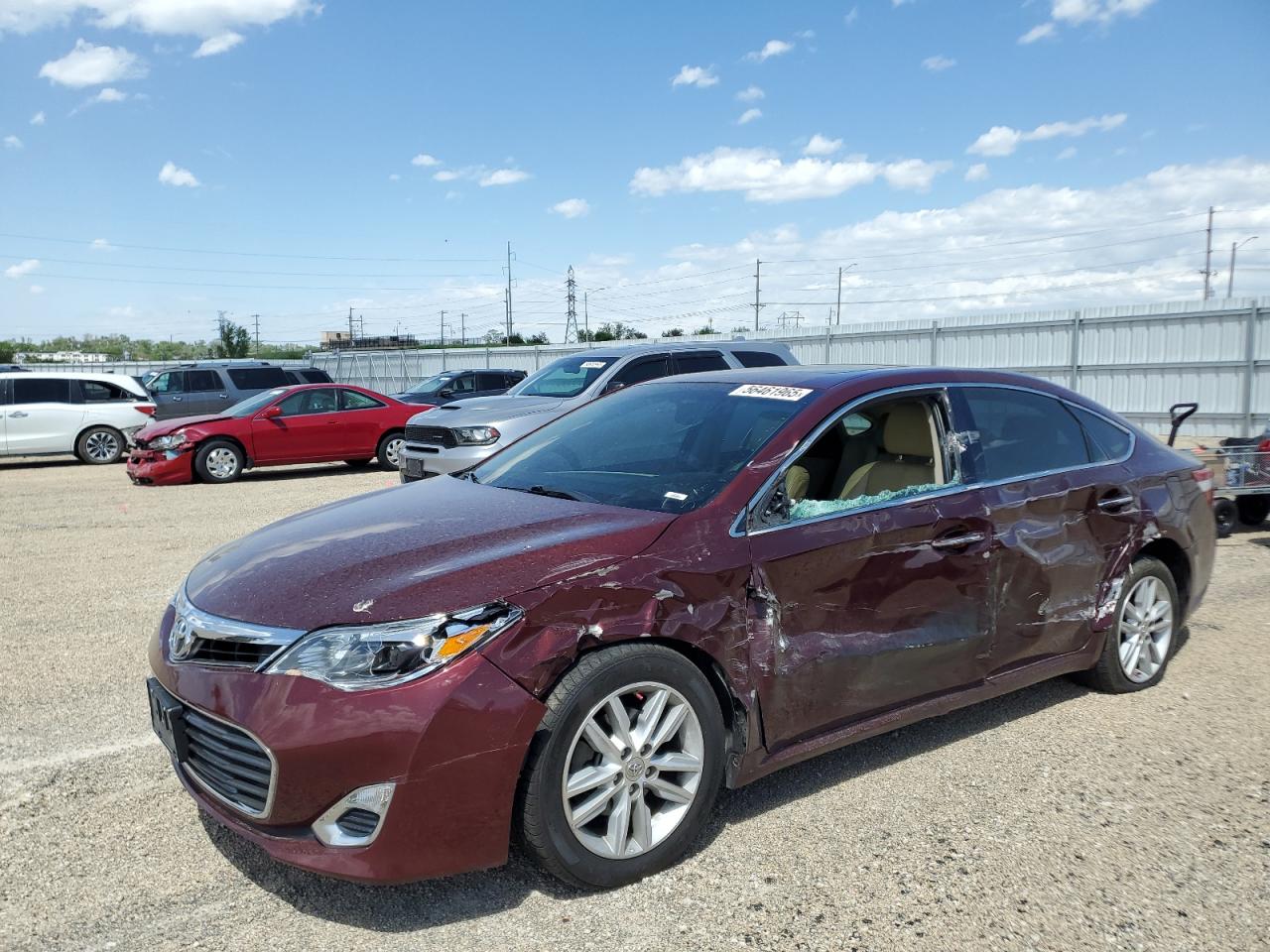 2015 Toyota Avalon Xle იყიდება Cedar Rapids-ში, IA - Side
