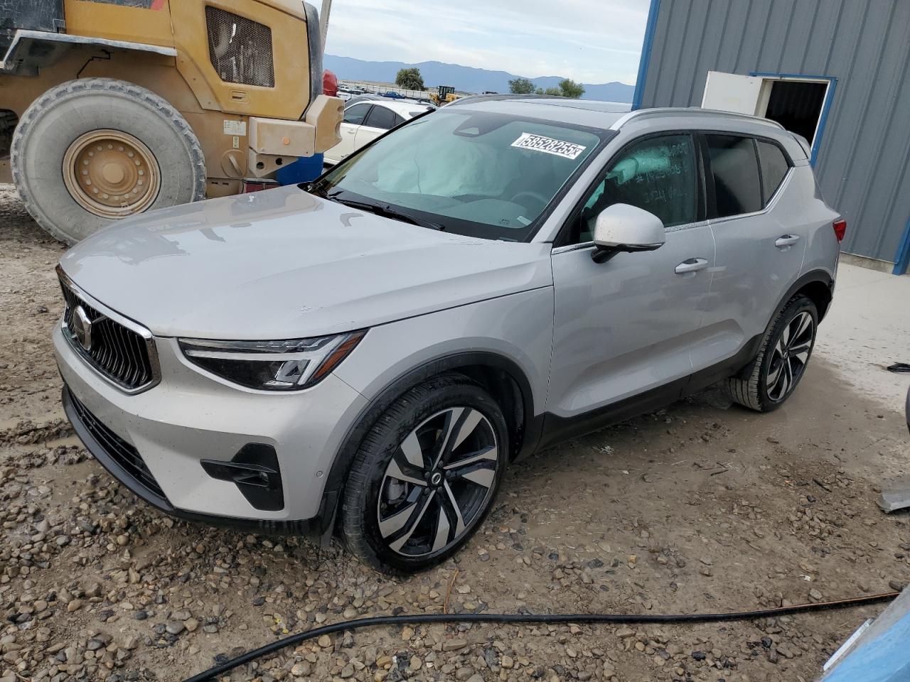 VOLVO XC40 PLUS – zdjęcie z aukcji, lot #58528255