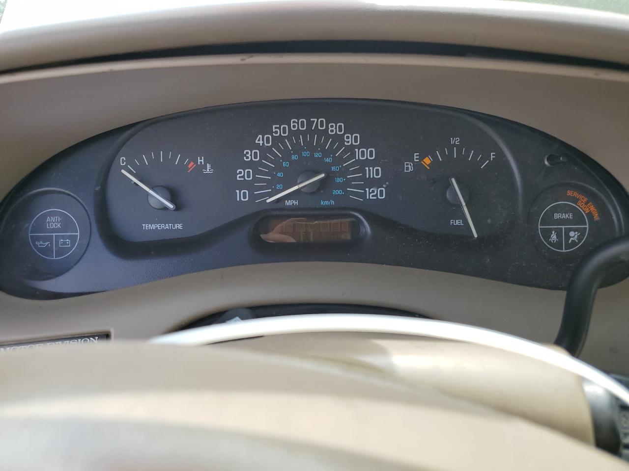 2000 Buick Century Limited VIN: 2G4WY55J2Y1150110 Lot: 56357235