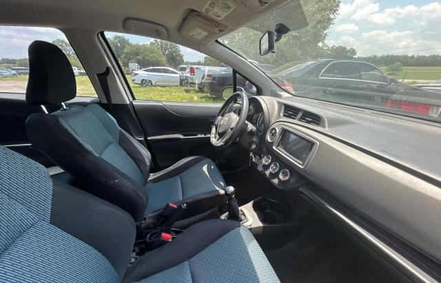 Hatchbacks TOYOTA YARIS 2012 Biały