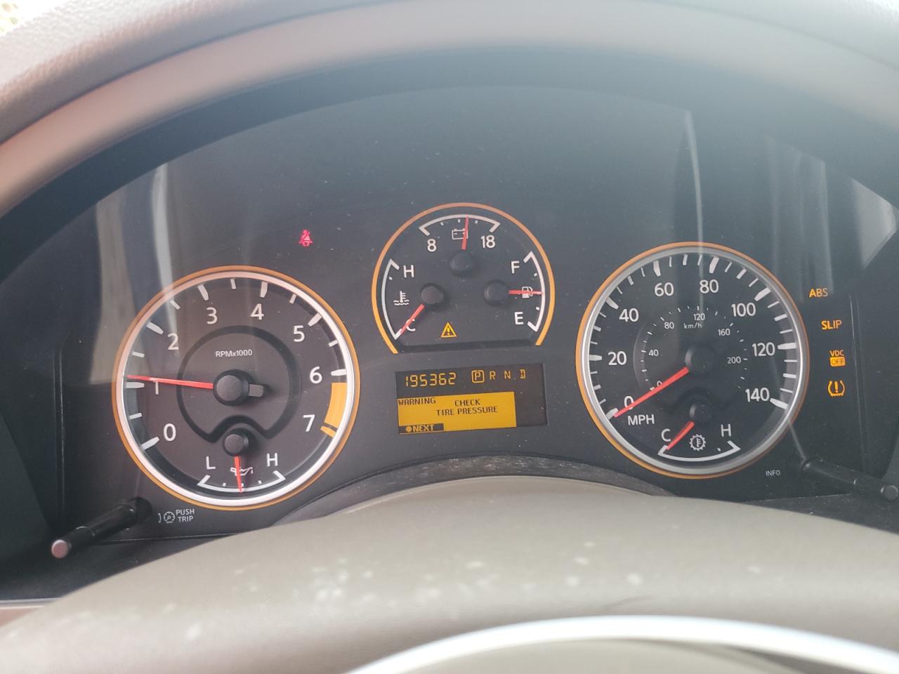 2011 Nissan Armada Sv VIN: 5N1BA0ND7BN604003 Lot: 56419015