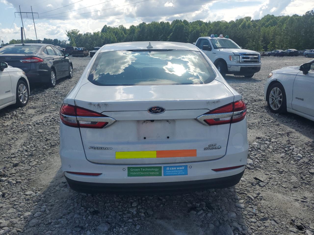 2019 Ford Fusion Se VIN: 3FA6P0LU3KR262074 Lot: 54030315