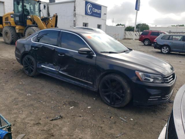  VOLKSWAGEN PASSAT 2016 Черный