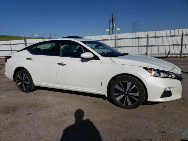  NISSAN ALTIMA 2022 Белый