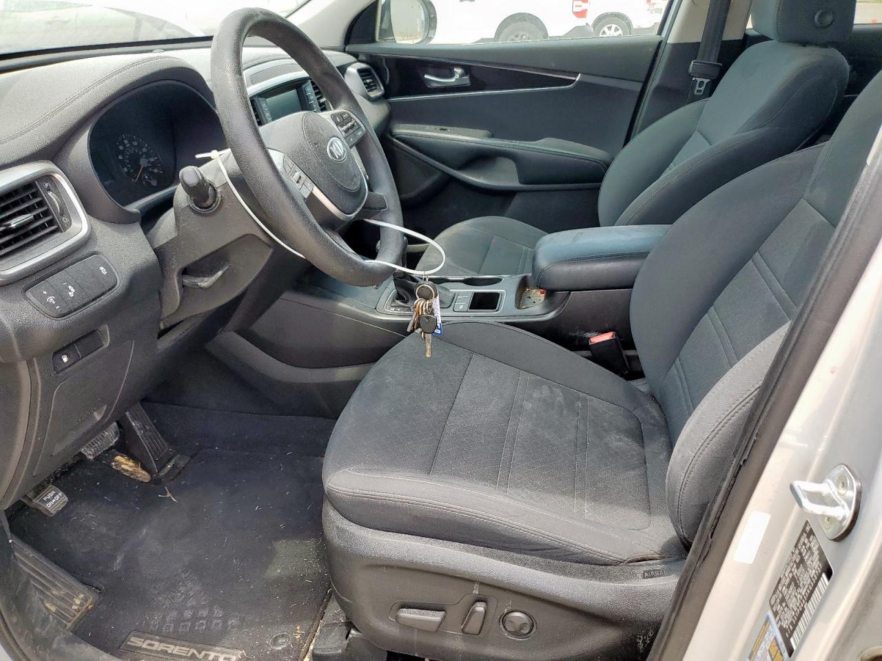 2019 Kia Sorento Lx VIN: 5XYPG4A5XKG558737 Lot: 56864265