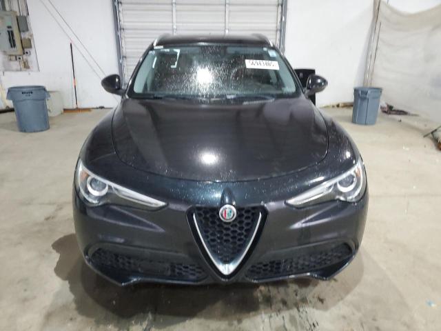  ALFA ROMEO STELVIO 2018 Czarny