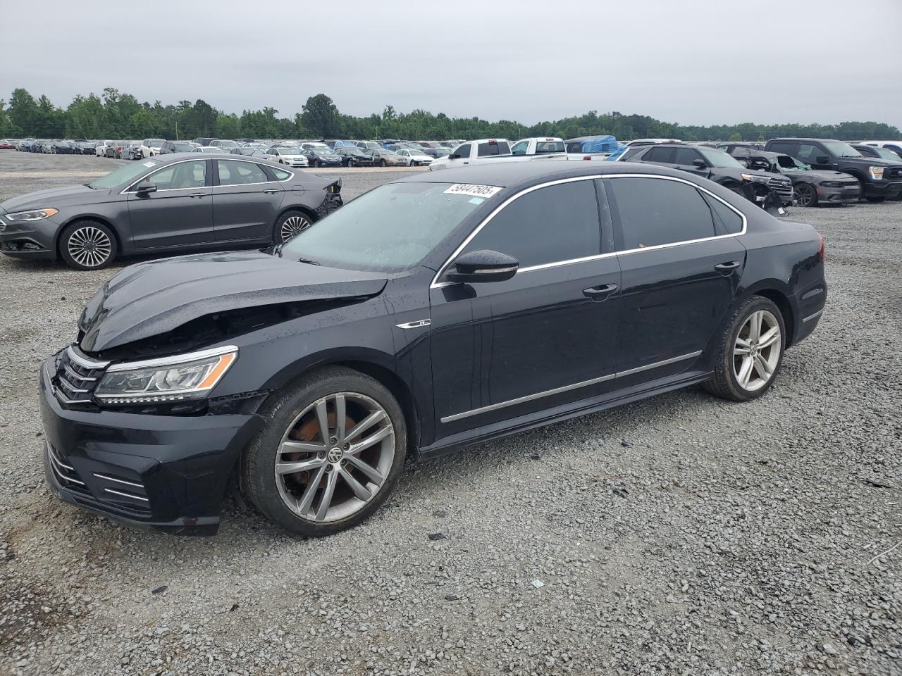 2017 Volkswagen Passat R-Line zu verkaufen in Lumberton, NC - Front End