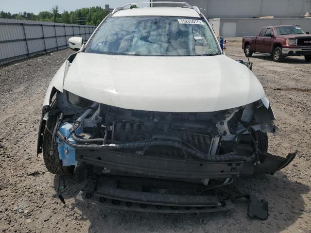  NISSAN ROGUE 2017 White