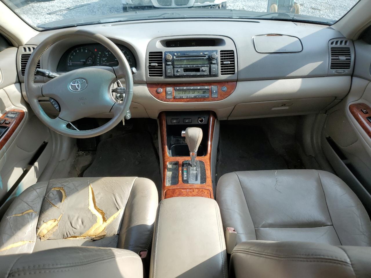 2003 Toyota Camry Le VIN: 4T1BE30K43U220862 Lot: 58661405