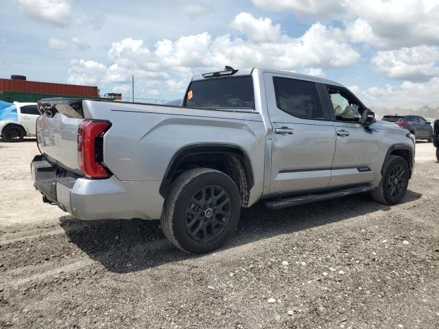 TOYOTA TUNDRA 2024 Серебристый