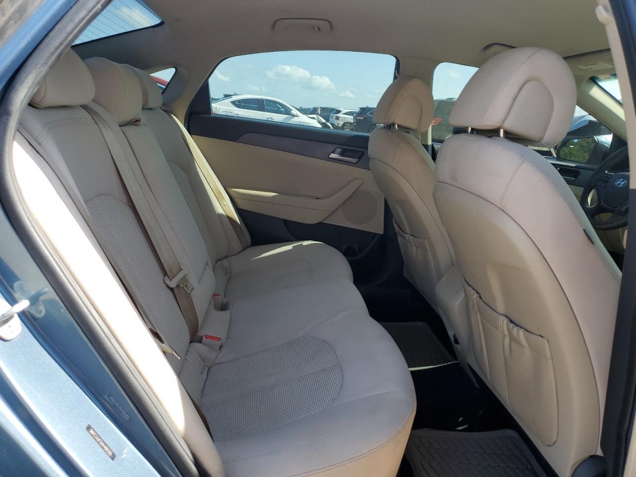 2017 Hyundai Sonata Se VIN: 5NPE24AF5HH486569 Lot: 56920705
