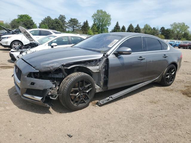  JAGUAR XF 2017 Серебристый