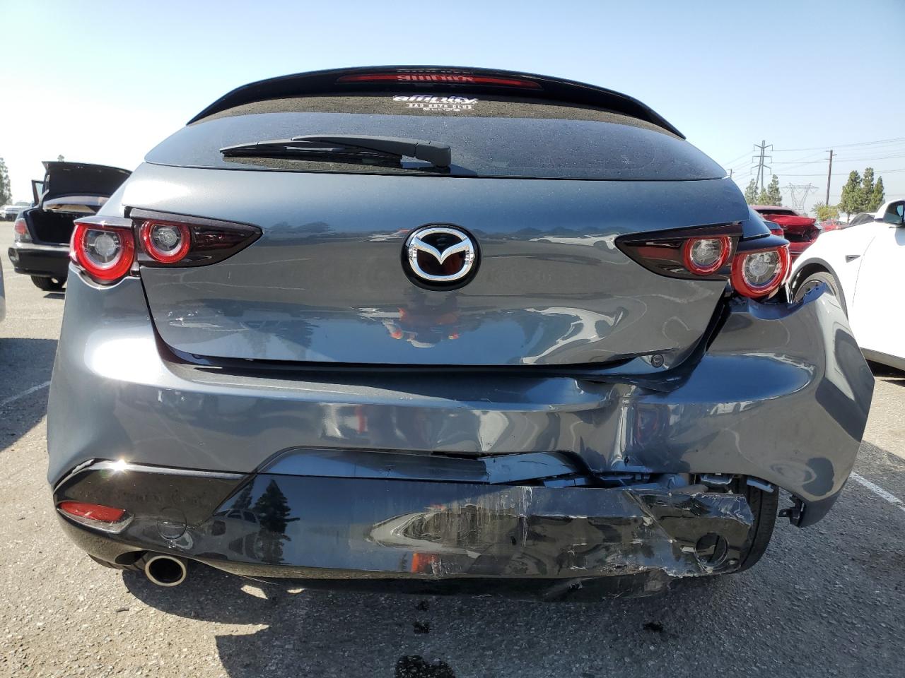 2022 Mazda 3 Premium VIN: JM1BPAML8N1511424 Lot: 57108135