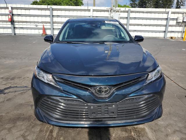  TOYOTA CAMRY 2019 Granatowy