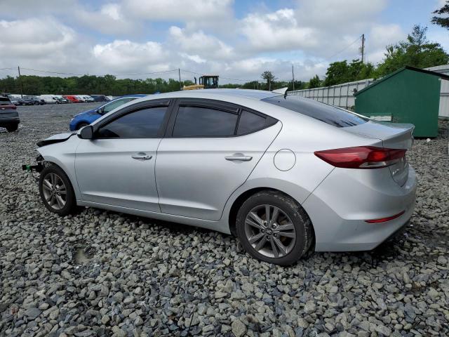  HYUNDAI ELANTRA 2018 Серебристый