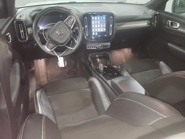  VOLVO XC40 2021 White