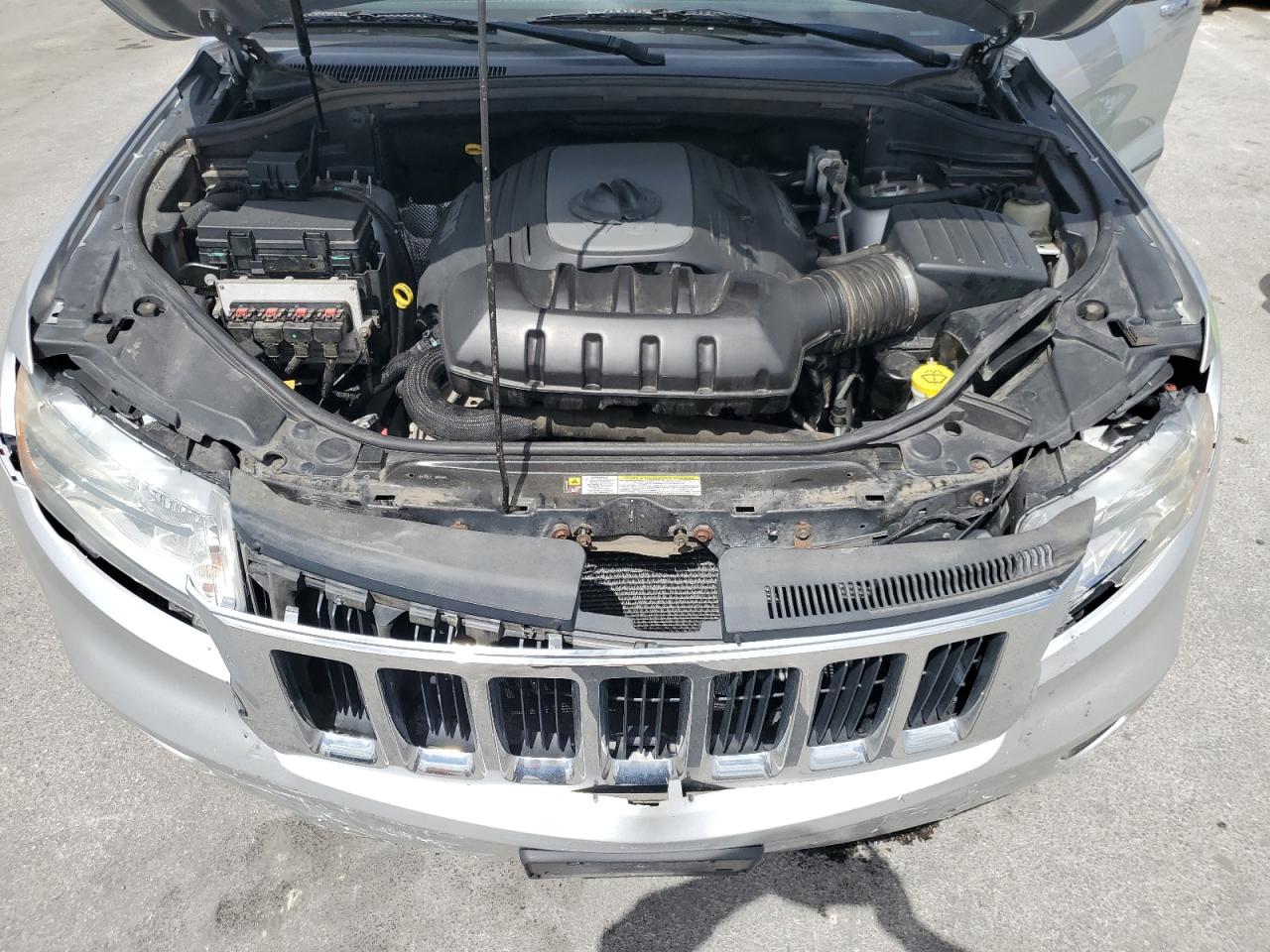 2011 Jeep Grand Cherokee Limited VIN: 1J4RR5GT4BC714512 Lot: 55388675