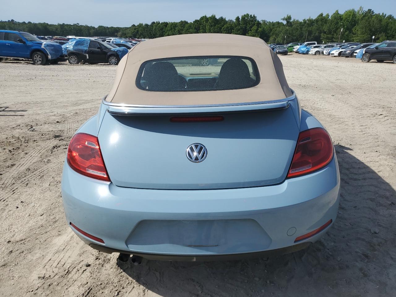2015 Volkswagen Beetle 1.8T VIN: 3VW507AT0FM808973 Lot: 57021605