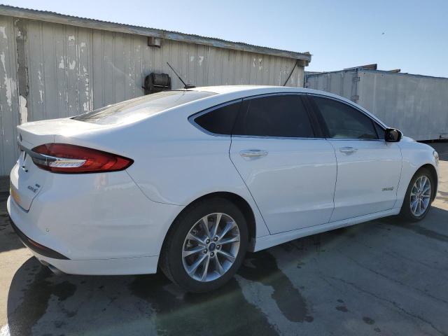 Седаны FORD FUSION 2017 Белый