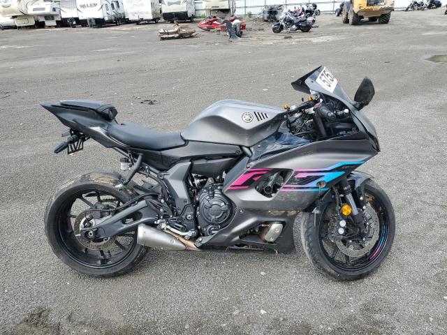 2024 Yamaha Yzfr7 