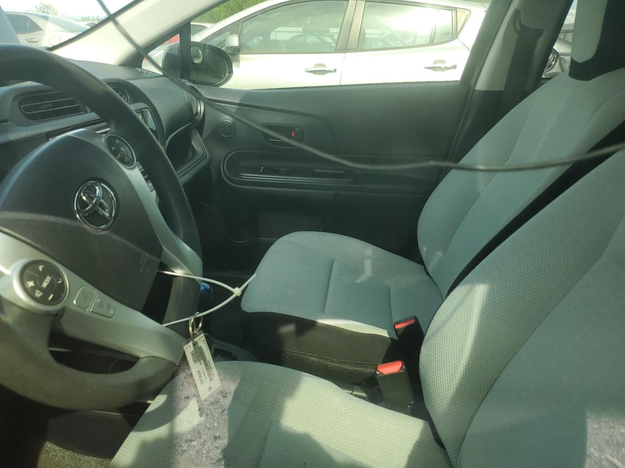 2016 Toyota Prius C VIN: JTDKDTB32G1590065 Lot: 57150995