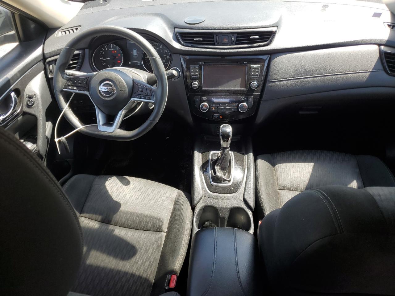 2017 Nissan Rogue S VIN: KNMAT2MT0HP610866 Lot: 57039655