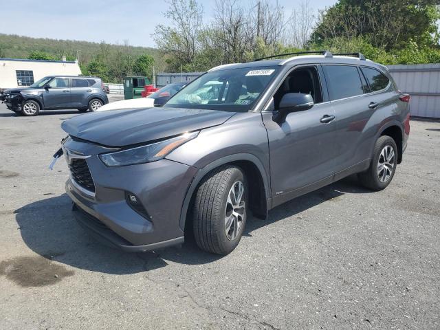 2022 Toyota Highlander Hybrid Xle