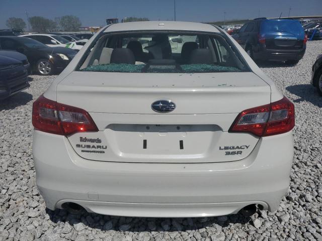  SUBARU LEGACY 2015 Белый
