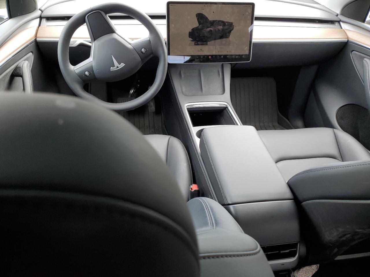2024 Tesla Model Y VIN: 7SAYGDED0RF043675 Lot: 56904965