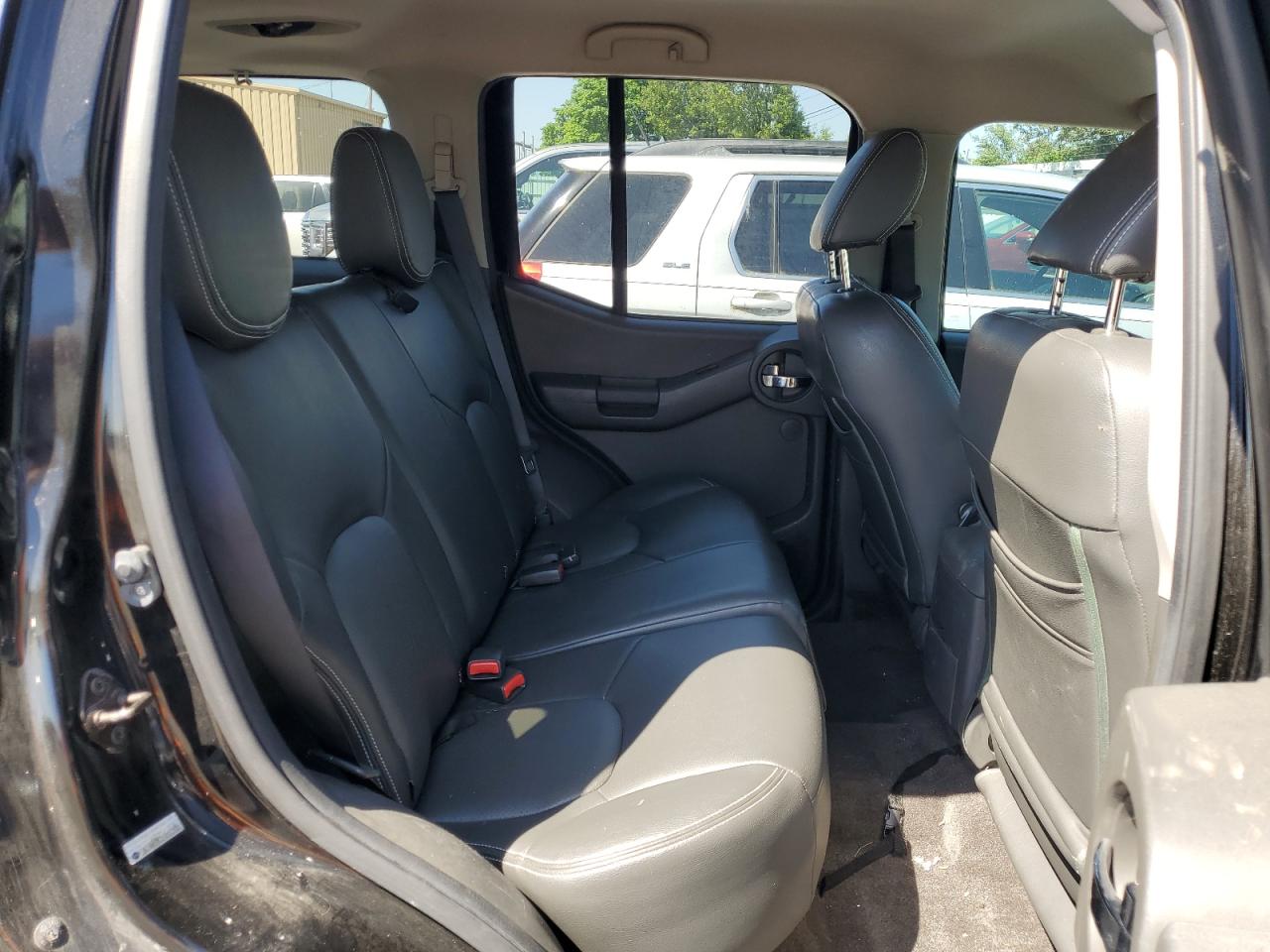 2015 Nissan Xterra X VIN: 5N1AN0NW5FN665406 Lot: 56505125
