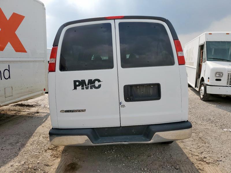  CHEVROLET EXPRESS 2020 Белый