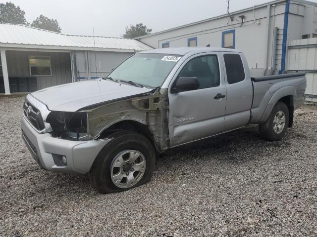  TOYOTA TACOMA 2015 Srebrny