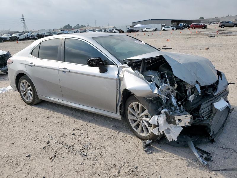  TOYOTA CAMRY 2024 Сріблястий